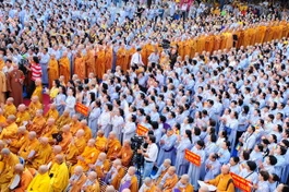 "Tái cơ cấu nhân sự để tăng cường hiệu năng hoạt động"